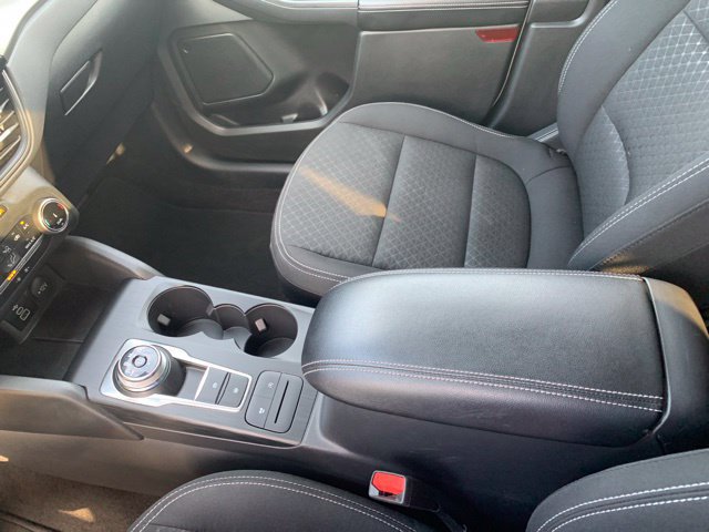 Used 2025 Ford Escape Active AWD/4WD image 34