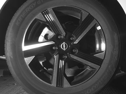 Used 2025 Nissan Sentra SV image 15