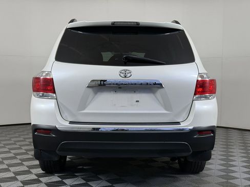 Used 2013 Toyota Highlander Limited image 10