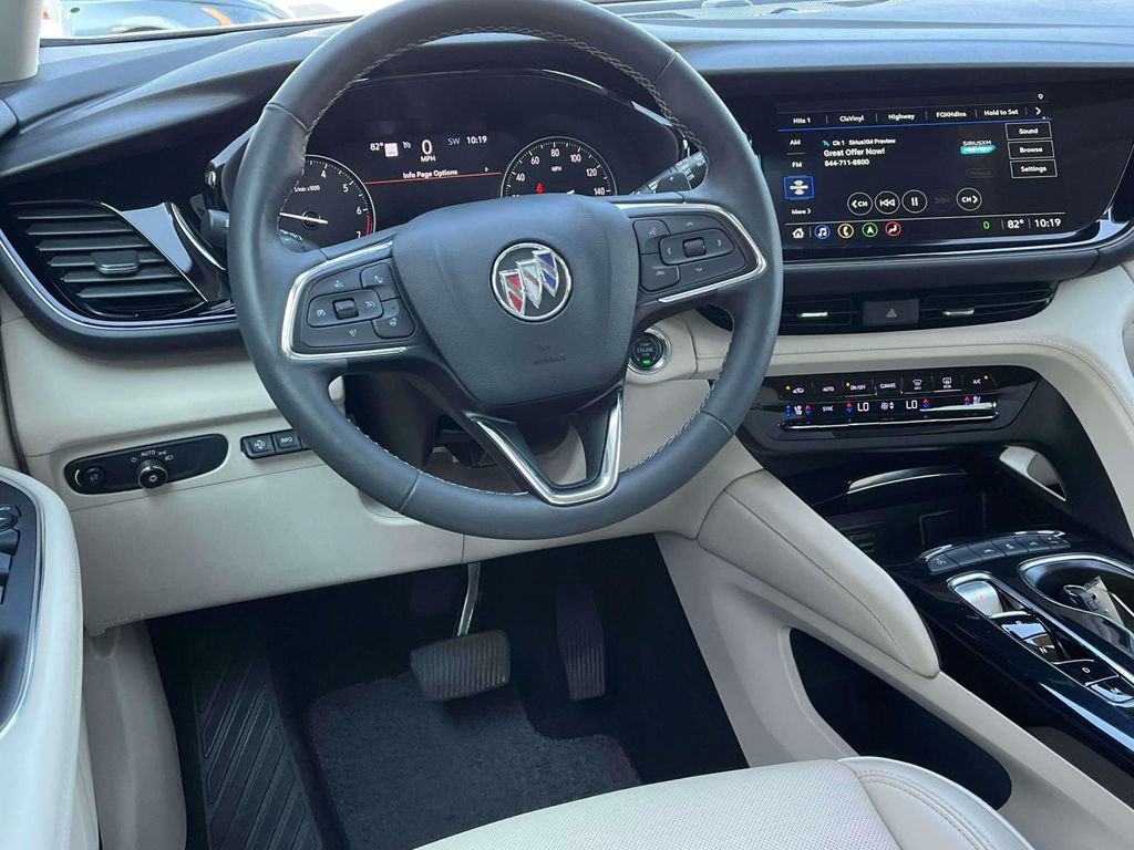 Certified 2022 Buick Envision Avenir w/ Technology Package II FWD image 12