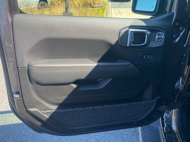 New 2025 Jeep Wrangler Unlimited Sahara AWD/4WD image 12