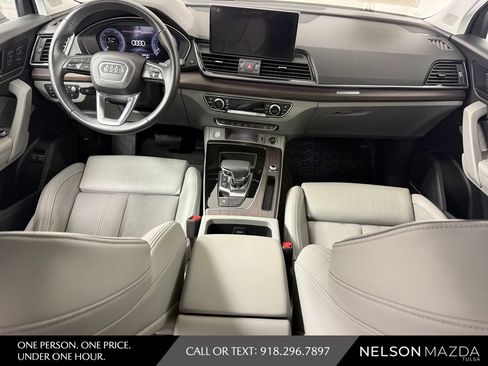 Used 2021 Audi Q5 e Prestige AWD/4WD image 40