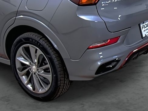 Used 2022 Buick Encore GX Select w/ Sport Touring Package AWD/4WD image 9