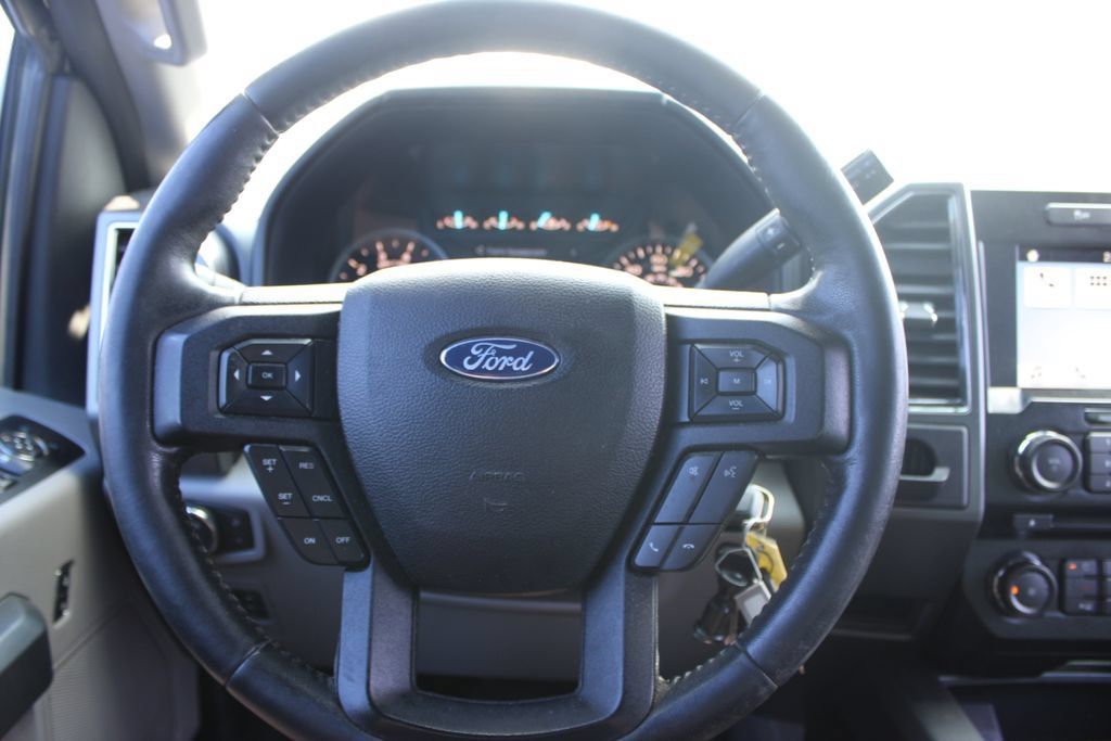 Used 2017 Ford F150 XLT w/ Equipment Group 302A Luxury RWD image 36