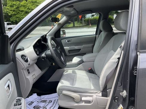 Used 2015 Honda Pilot LX image 19