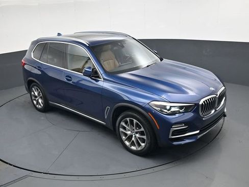 Used 2019 BMW X5 xDrive50i w/ Premium Package 2 image 21
