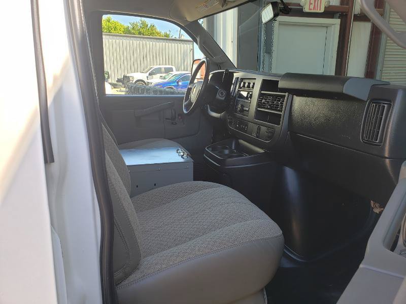 Used 2020 Chevrolet Express 2500 w/ Driver Convenience Package RWD image 23