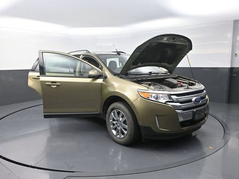 Used 2013 Ford Edge SEL FWD image 39
