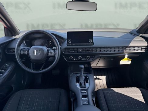 Used 2025 Honda HR-V Sport image 11