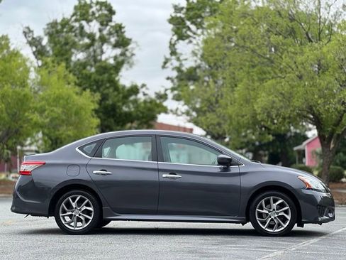 Used 2014 Nissan Sentra SR FWD image 4