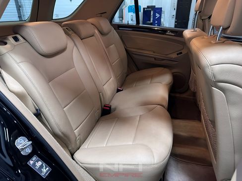 Used 2011 Mercedes-Benz ML 350 4MATIC image 39