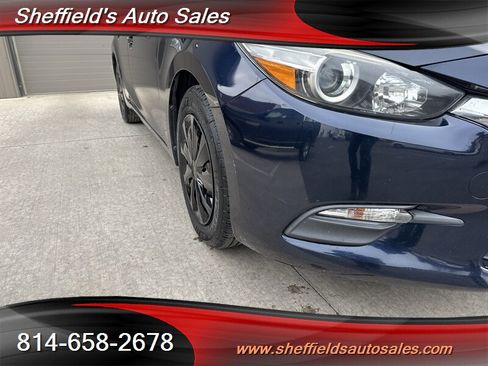 Used 2018 MAZDA MAZDA3 Sport image 12