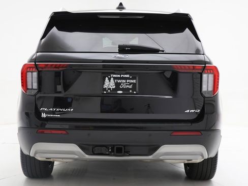Used 2025 Ford Explorer Platinum w/ LUX Leather Package AWD/4WD image 8