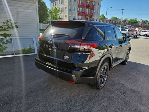 Used 2025 Nissan Rogue SV AWD/4WD image 6