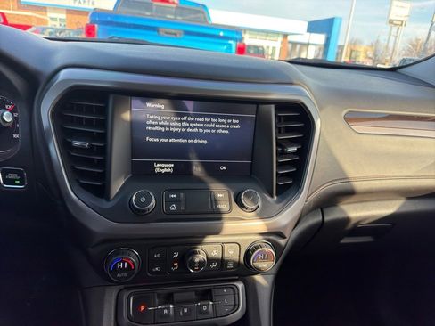 Used 2023 GMC Acadia AT4 w/ Preferred Package image 10