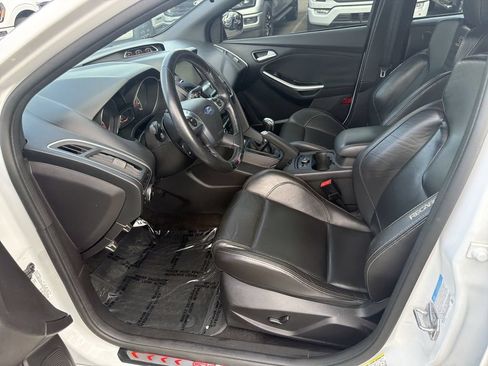 Used 2014 Ford Focus ST w/ Equipment Group 202A FWD image 13