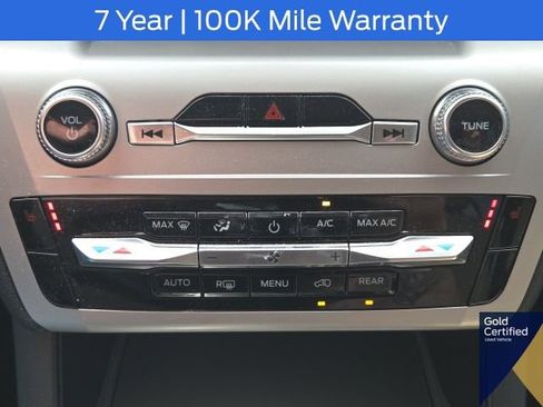 Used 2023 Ford Explorer XLT RWD image 36