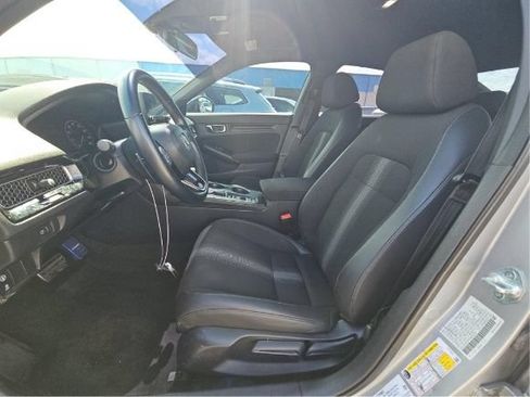 Used 2022 Honda Civic Sport image 4