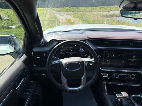 Used 2024 GMC Sierra 1500 Denali w/ Technology Package AWD/4WD image 63