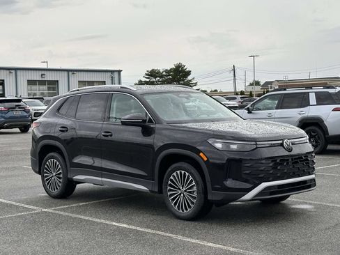 New 2026 Volkswagen Tiguan S AWD/4WD image 8