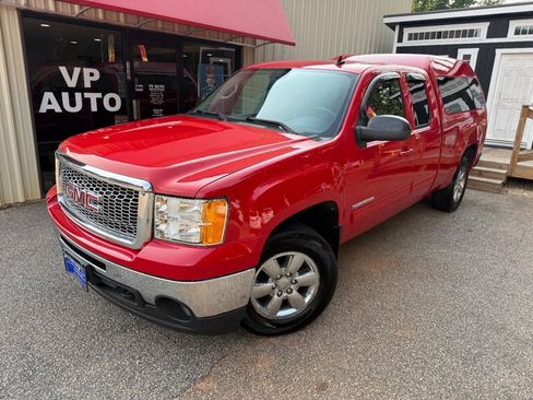 Used 2011 GMC Sierra 1500 SLT w/ SLT Convenience Package AWD/4WD image 1