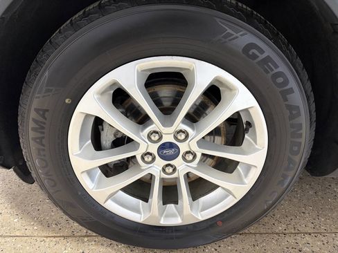 Used 2021 Ford Escape SE image 30