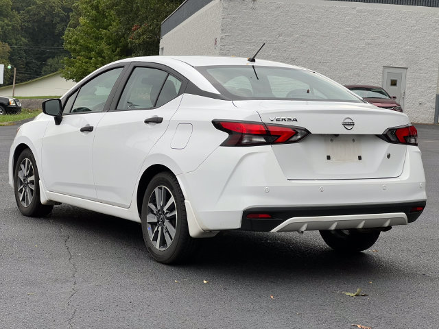 Used 2024 Nissan Versa S w/ S Plus Package FWD image 12