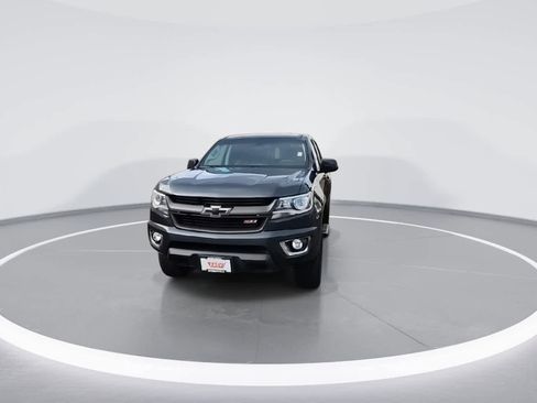 Used 2017 Chevrolet Colorado Z71 image 3