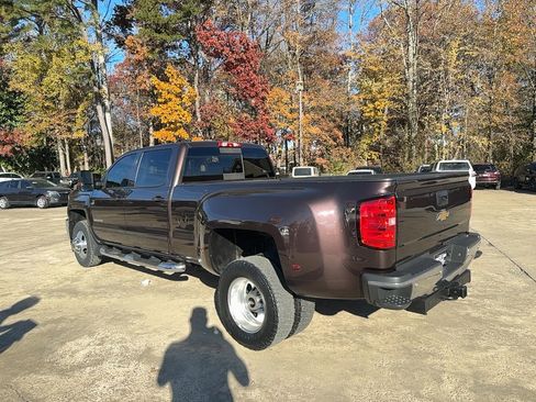 Used 2016 Chevrolet Silverado 3500 LT w/ LT Convenience Package image 7