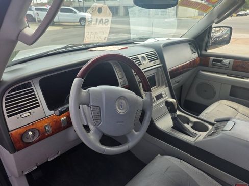 Used 2004 Lincoln Navigator Luxury AWD/4WD image 20