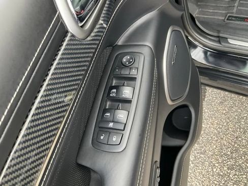 Used 2017 Jeep Grand Cherokee SRT AWD/4WD image 8
