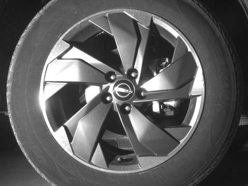 Used 2025 Nissan Rogue SV image 13