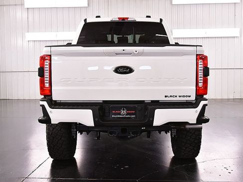 New 2026 Ford F250 Lariat w/ Black Appearance Package AWD/4WD image 6