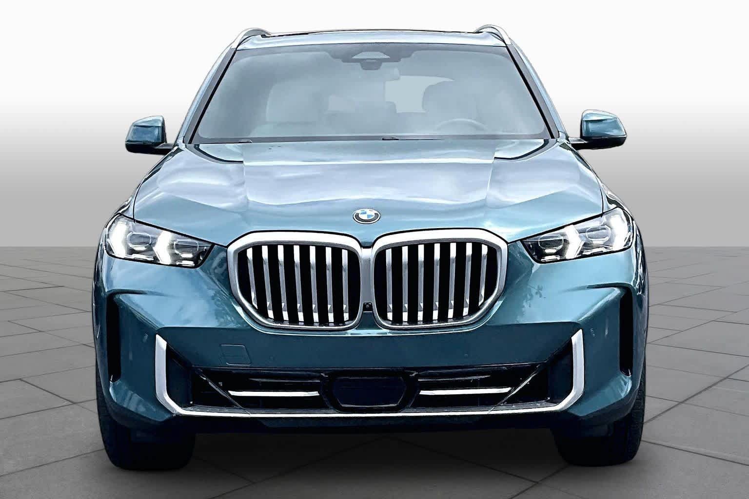 Used 2025 BMW X5 sDrive40i w/ Climate Comfort Package RWD image 4