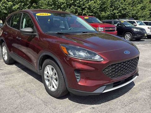 Used 2021 Ford Escape S FWD image 3