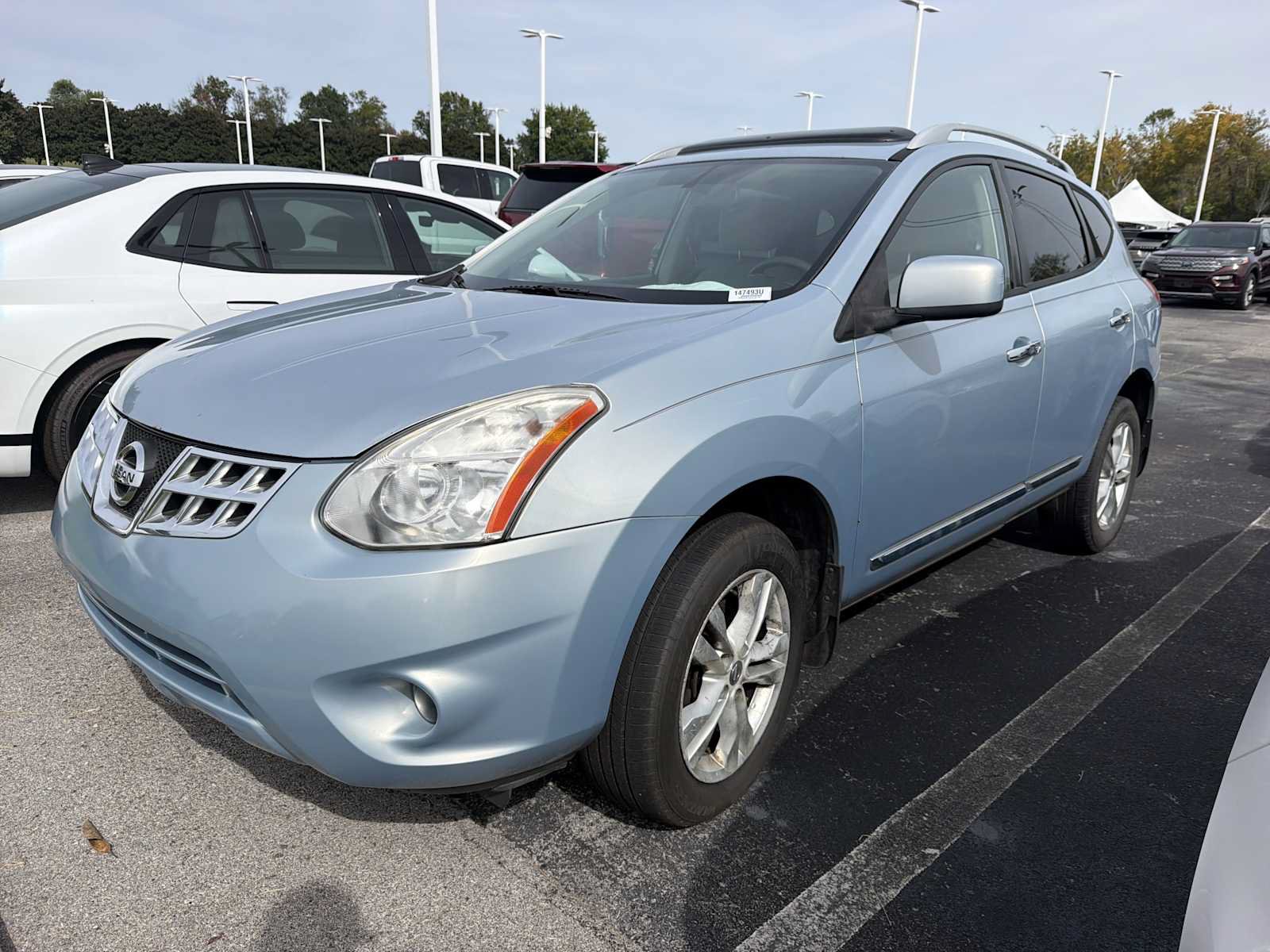 Used 2013 Nissan Rogue SV w/ Premium Pkg AWD/4WD image 1