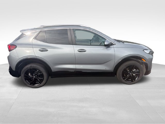 Used 2025 Buick Encore GX Sport Touring w/ Comfort Package AWD/4WD image 7