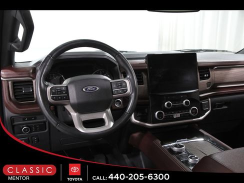 Used 2024 Ford Expedition Max Limited image 6