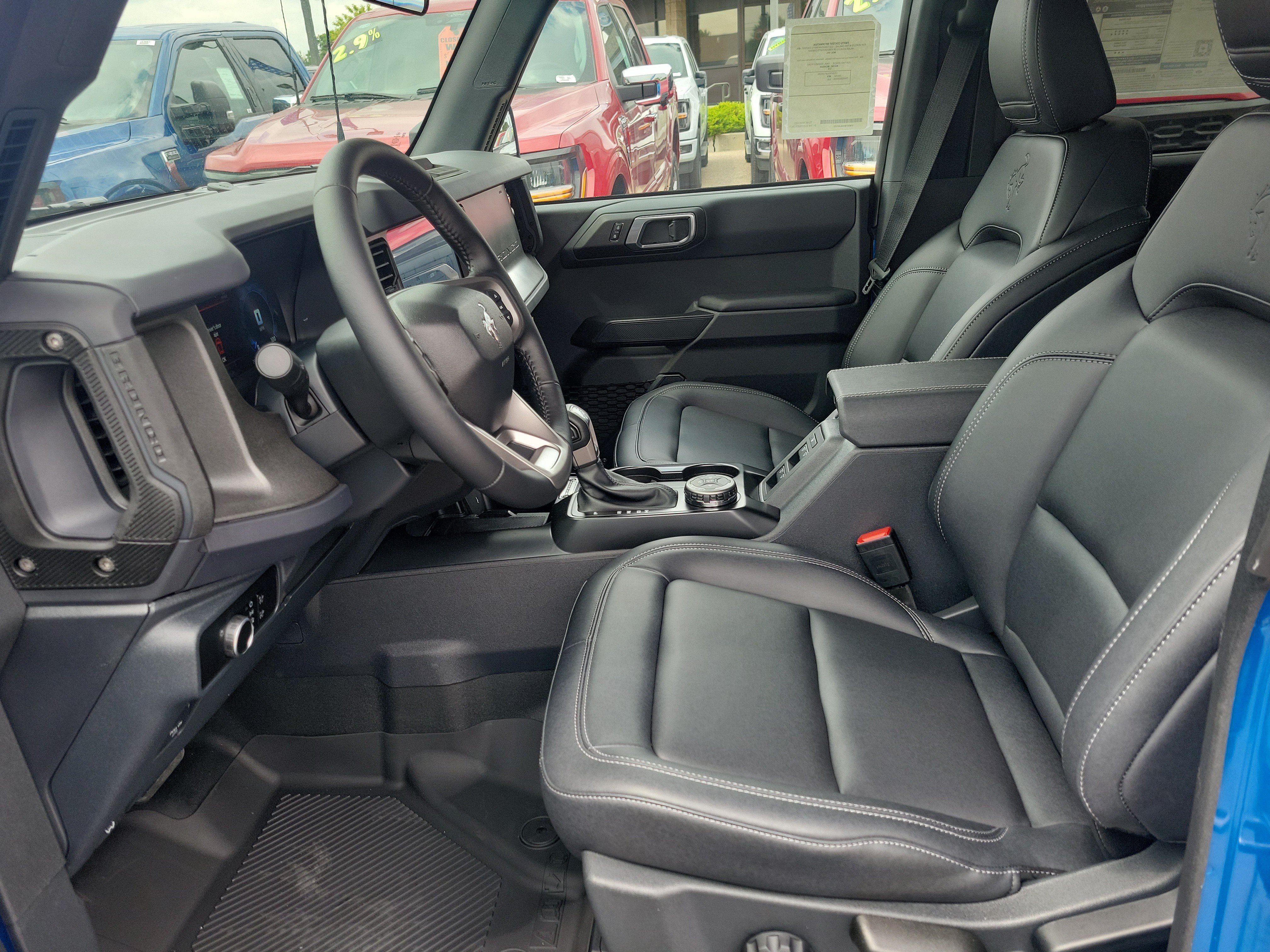 Used 2025 Ford Bronco Big Bend AWD/4WD image 14