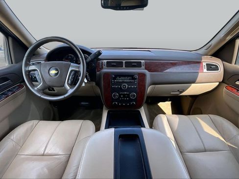 Used 2011 Chevrolet Tahoe LT w/ Texas Edition RWD image 10