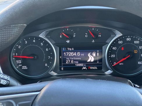 Used 2020 Chevrolet Equinox LT AWD/4WD image 29