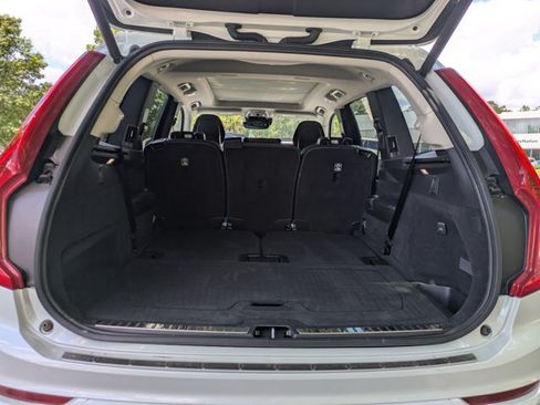 Used 2018 Volvo XC90 T6 Momentum w/ Convenience Package AWD/4WD image 6