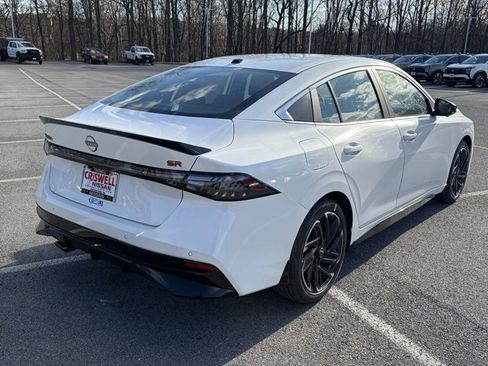 New 2026 Nissan Sentra SR w/ SR Premium Package image 8