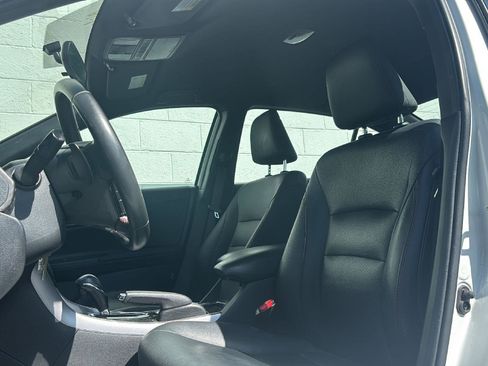 Used 2017 Honda Accord Sport Special Edition image 2
