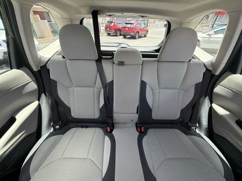 Used 2023 Subaru Forester Premium AWD/4WD image 21