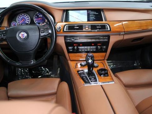 Used 2015 BMW ALPINA B7 xDrive LWB AWD/4WD image 2