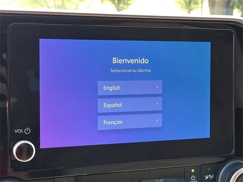 Used 2024 Toyota Highlander XLE image 18