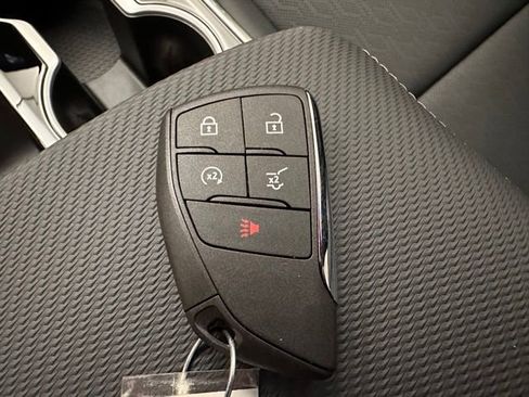 New 2026 Chevrolet Equinox LT FWD image 23