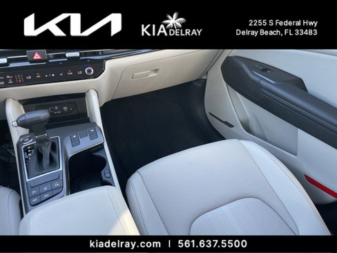 Used 2026 Kia Sportage EX w/ EX Panorama Roof Package image 14