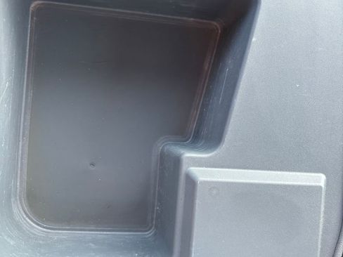 Used 2015 Ford F250 XL w/ Power Equipment Group image 31